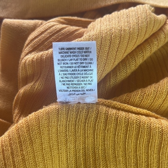 Ardene Mustard Yellow Ribbed Dolman Sweater Size L - Picture 12 of 14